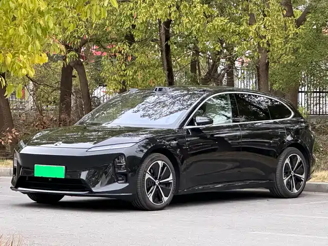 NIO NIO ET5T 2026