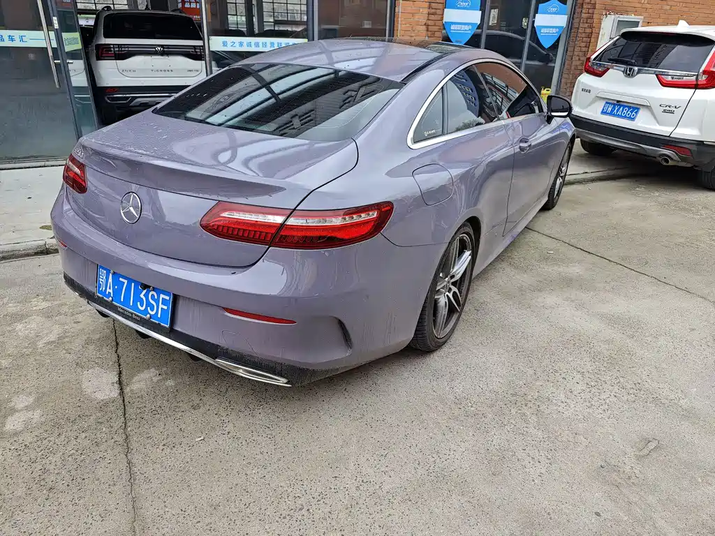 MERCEDES-BENZ E CLASS