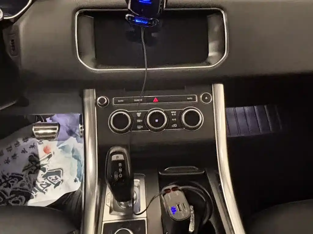 Land Rover Sport — миниатюра 12