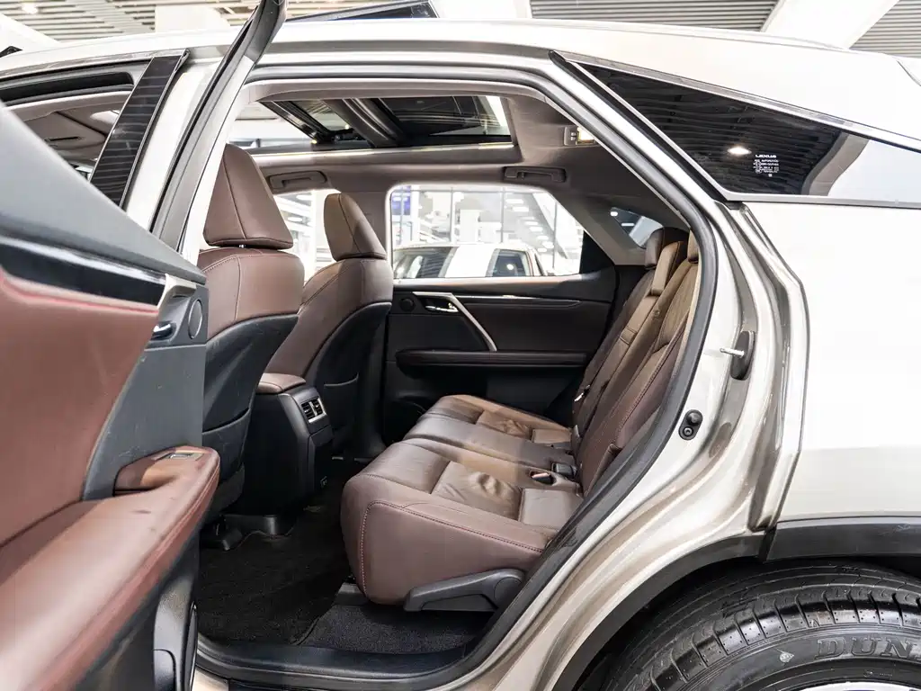 Lexus RX — миниатюра 9