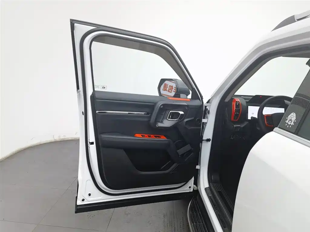 HAVAL SECOND GENERATION BIG DOG NEW ENERGY