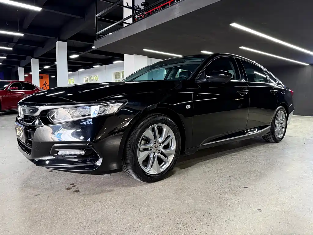 Купить Honda Accord