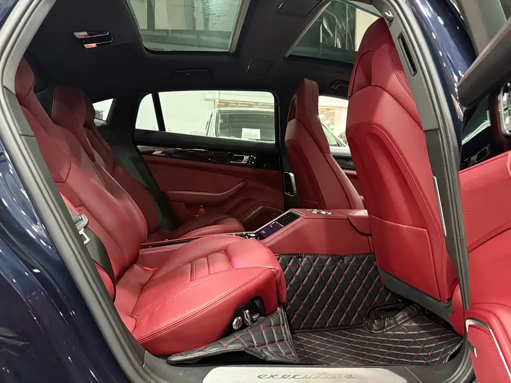 Porsche Panamera Hybrid — миниатюра 16