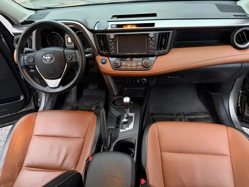 Toyota RAV4 — миниатюра 14