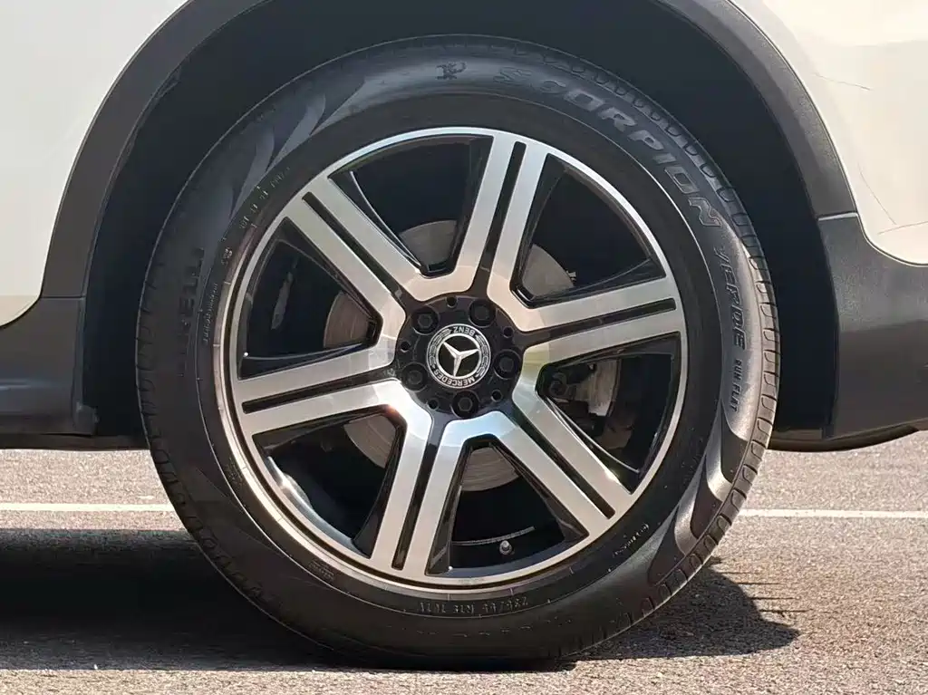 Mercedes-Benz GLC Coupe — миниатюра 9