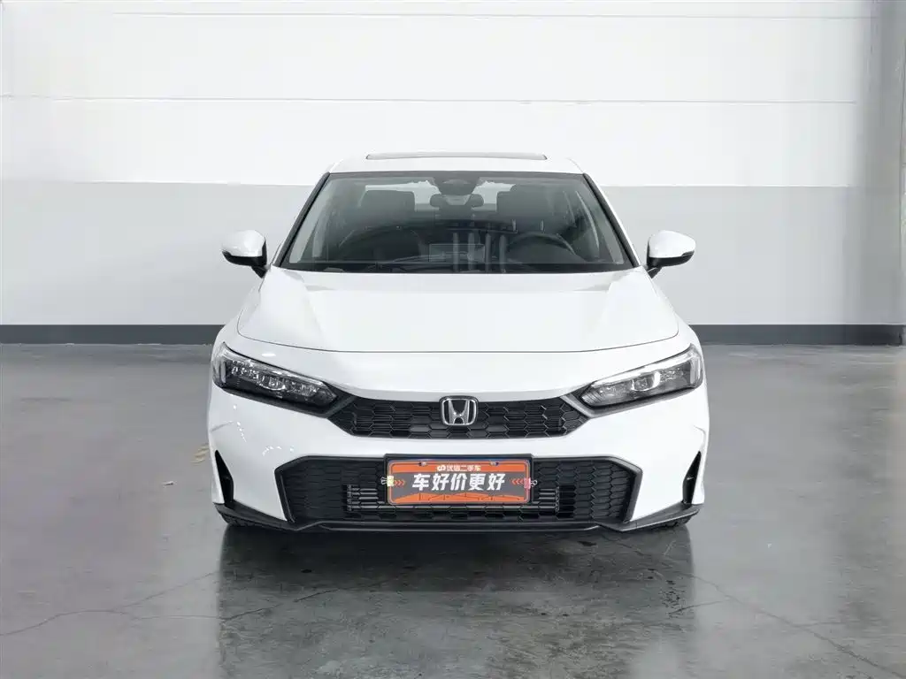 Honda Civic 2025 240TURBO CVT Plus