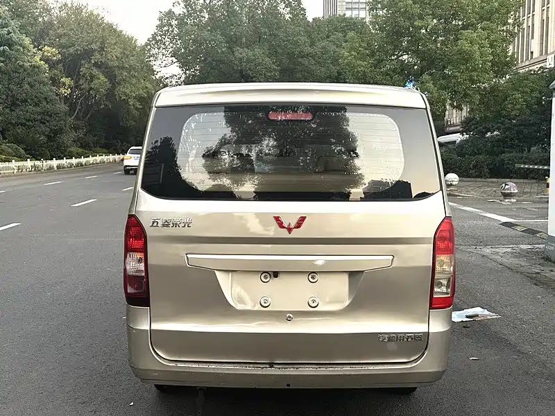 Wuling RongguangV V 2015 1.5L