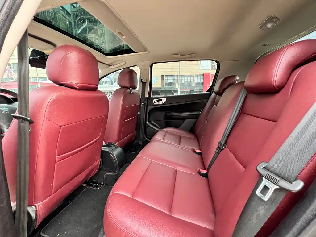 Peugeot 307 2012 1.6L MT Comfort
