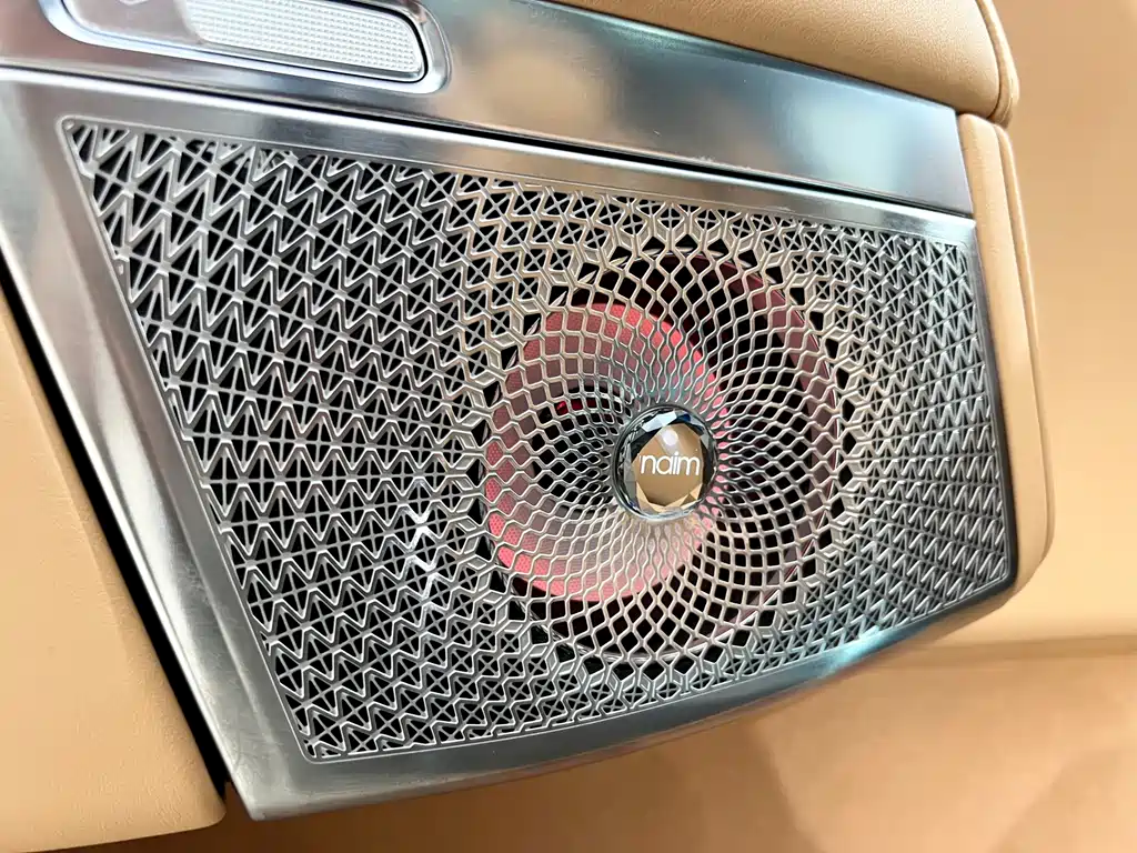 Zeekr Полярный криптон 9X — миниатюра 14