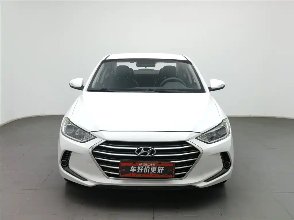 Hyundai Elantra 2016 1.6L MT