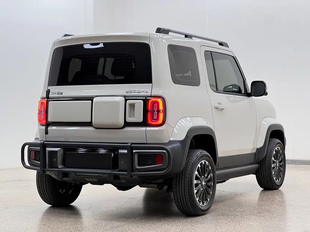 Baojun Yueye — миниатюра 6