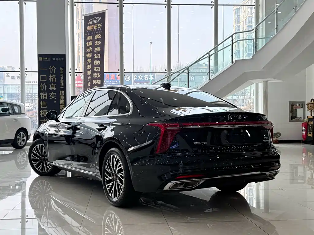 Hongqi H5 2025 1.5T HEV 50