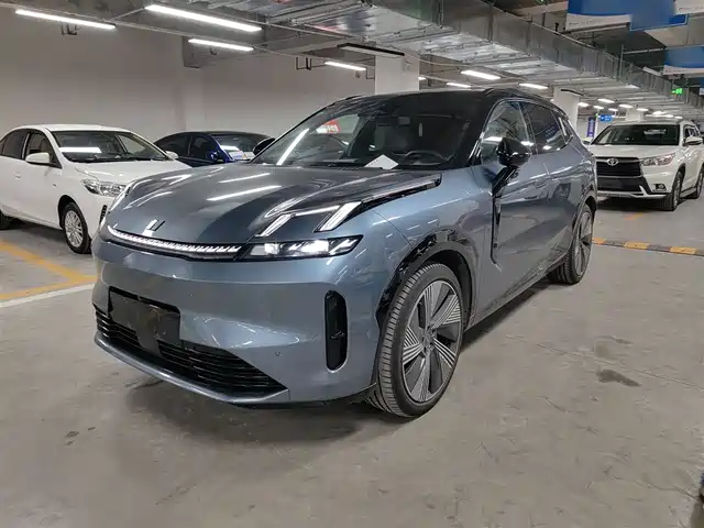 LYNK & CO. 08 EM P 2024