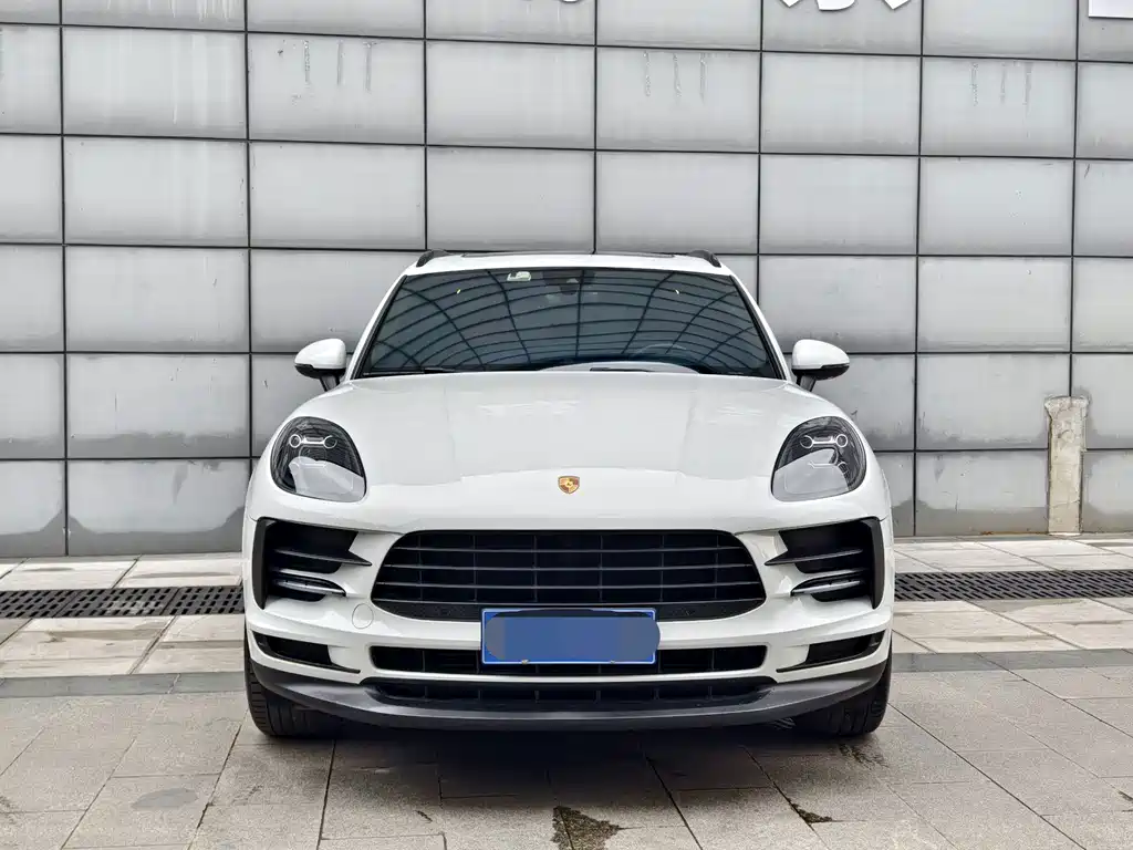 Porsche Macan — миниатюра 2