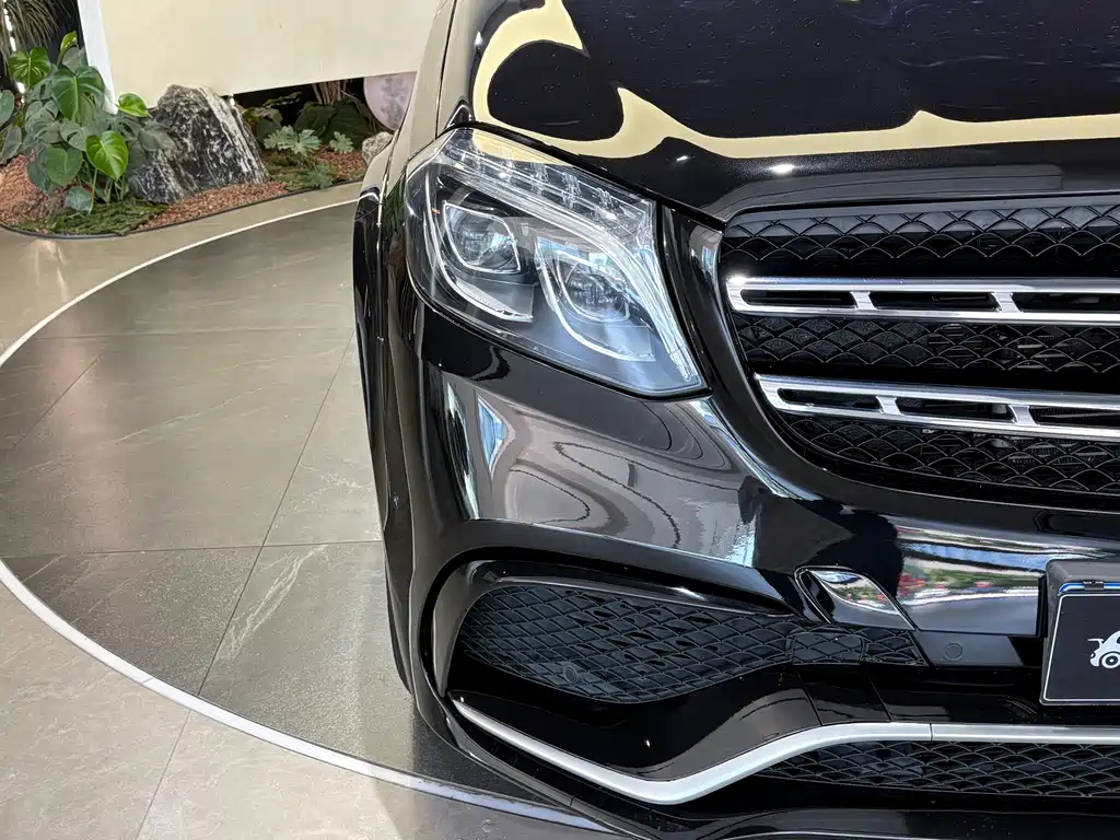 Mercedes-Benz GLS A MG 2016 AMG GLS 63 4MATIC