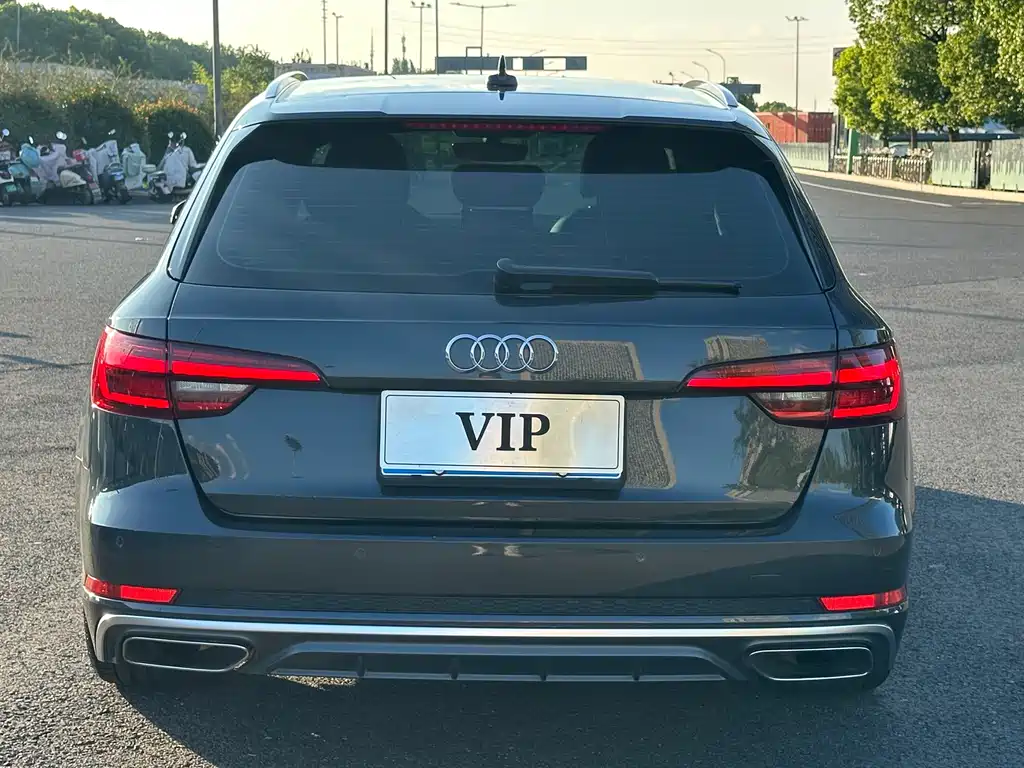 Audi A4 (Import) — миниатюра 5