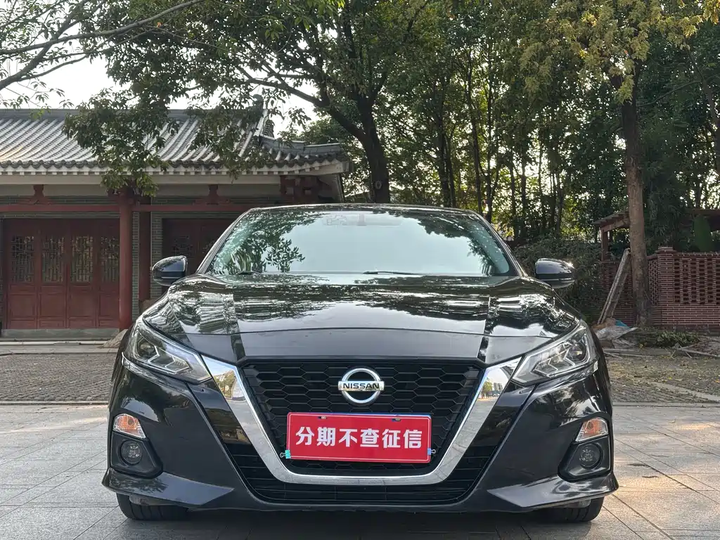 NISSAN TEANA