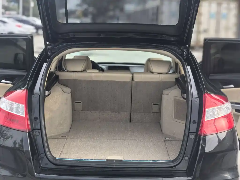 Honda Crosstour — миниатюра 10