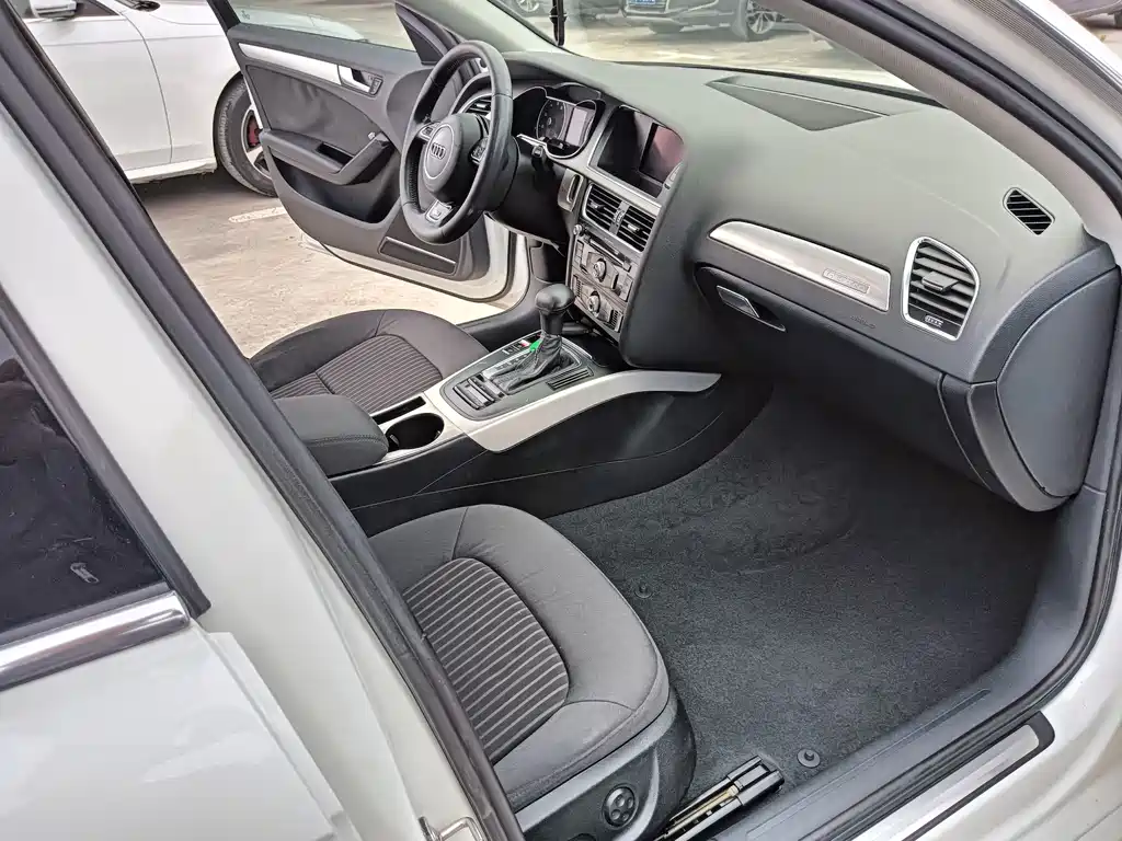 Audi A4L 2013 40 TFSI quattro Sport