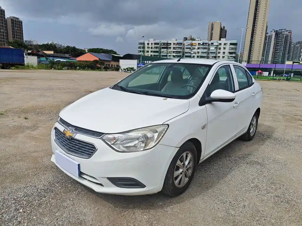 Chevrolet Sail 2015 3 1.3L MT
