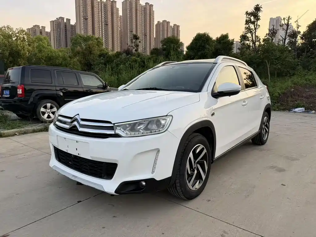 Купить Citroen C3-XR