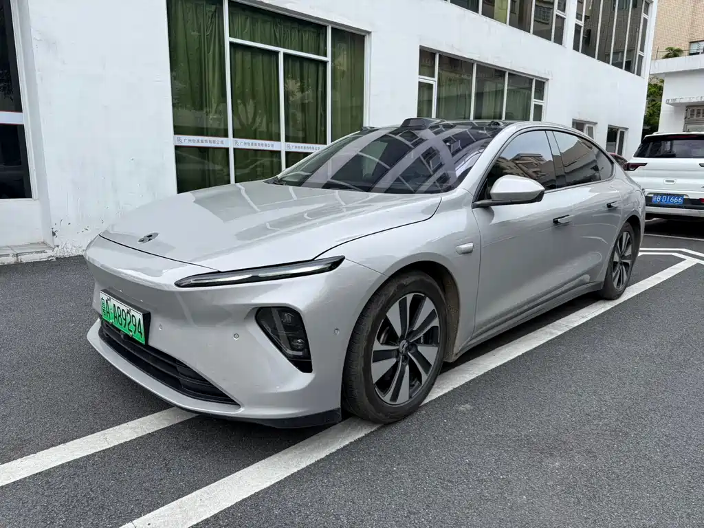 NIO NIO ET7