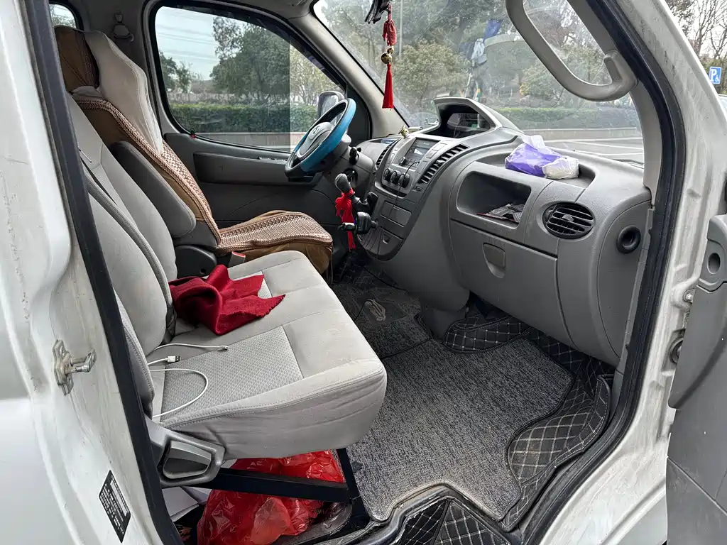 SAIC MAXUS XINTU V80