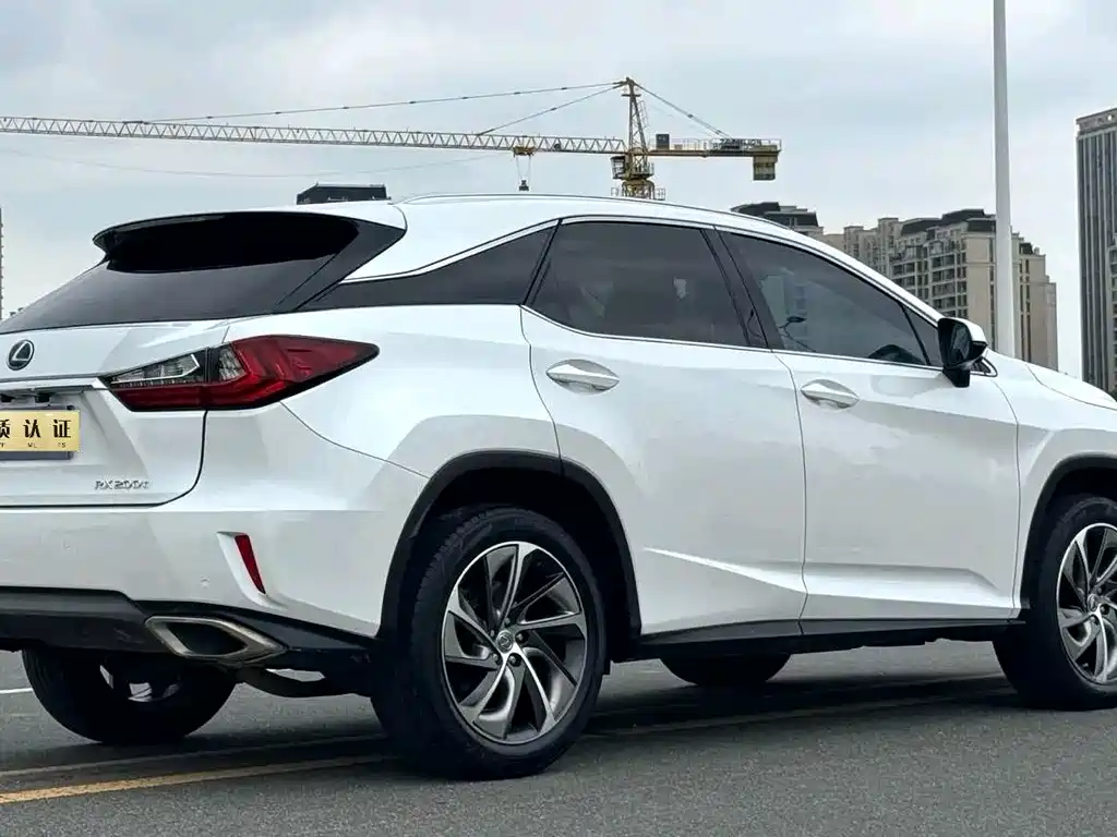 Lexus RX — миниатюра 9
