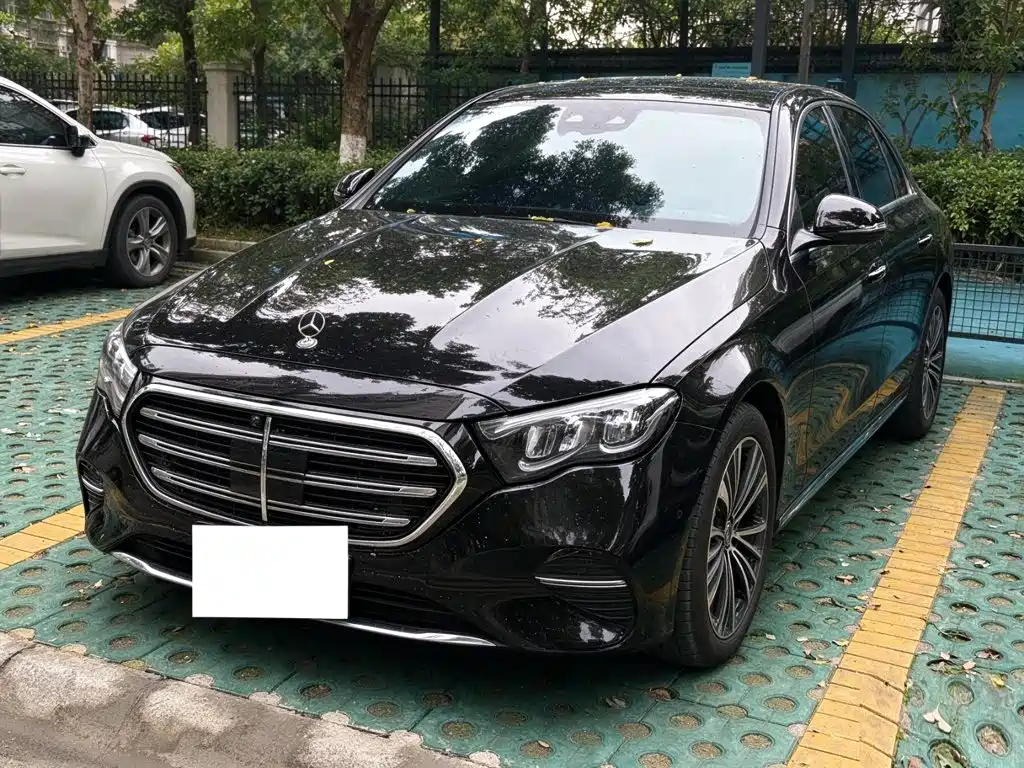 奔驰E级 2025款 改款 E 300 L 豪华运动型 2025