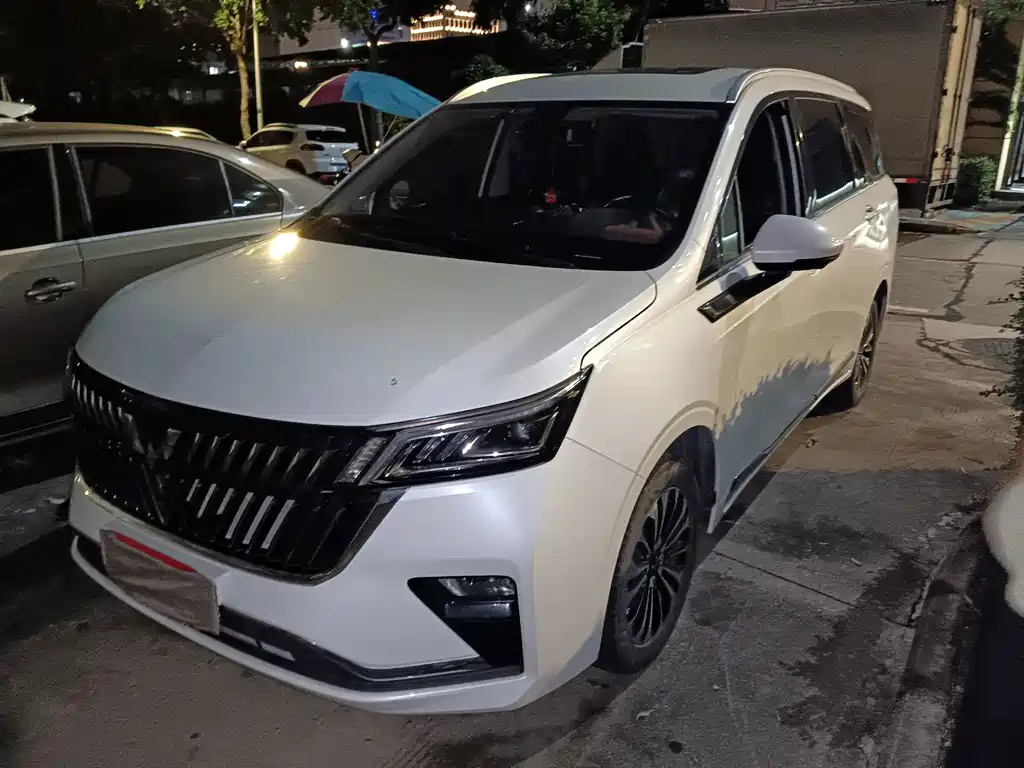 2023 Wuling Motors Jiachen - zdjęcie 1 z 10