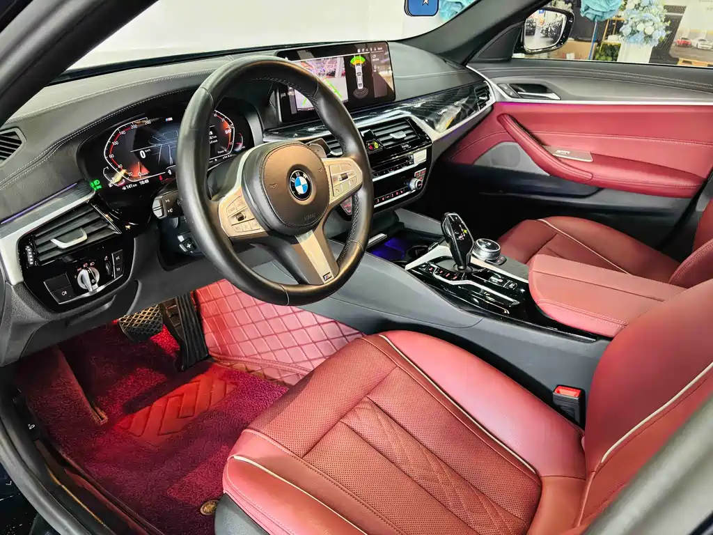 BMW 5 Series — миниатюра 14