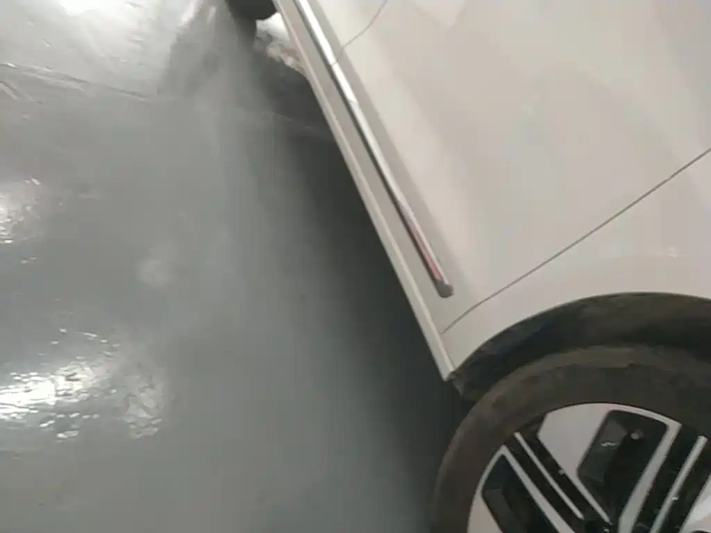 JAC Refine Refine RF8 PHEV — миниатюра 21