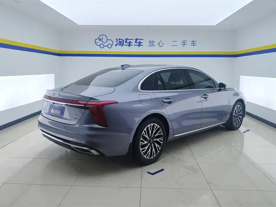 Hongqi H5 2024 2.0T AT