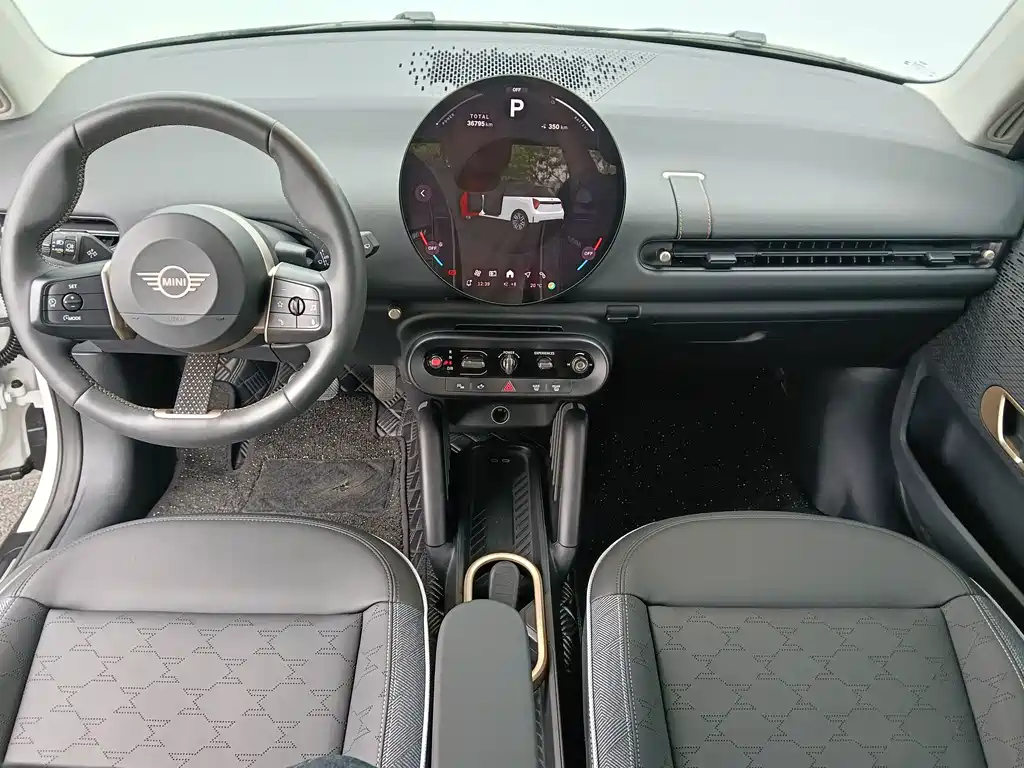 MINI MINI COOPER EV — миниатюра 8