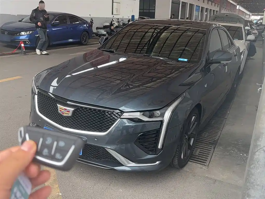 Cadillac CT4 2020