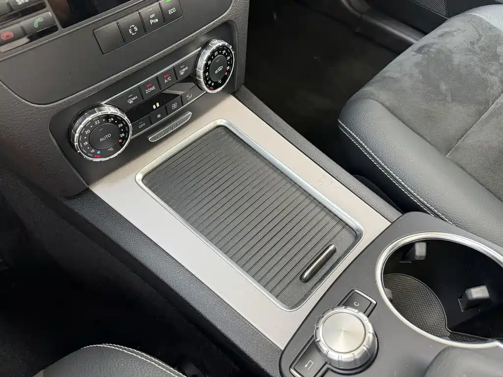 Mercedes-Benz GLK-Class — миниатюра 11