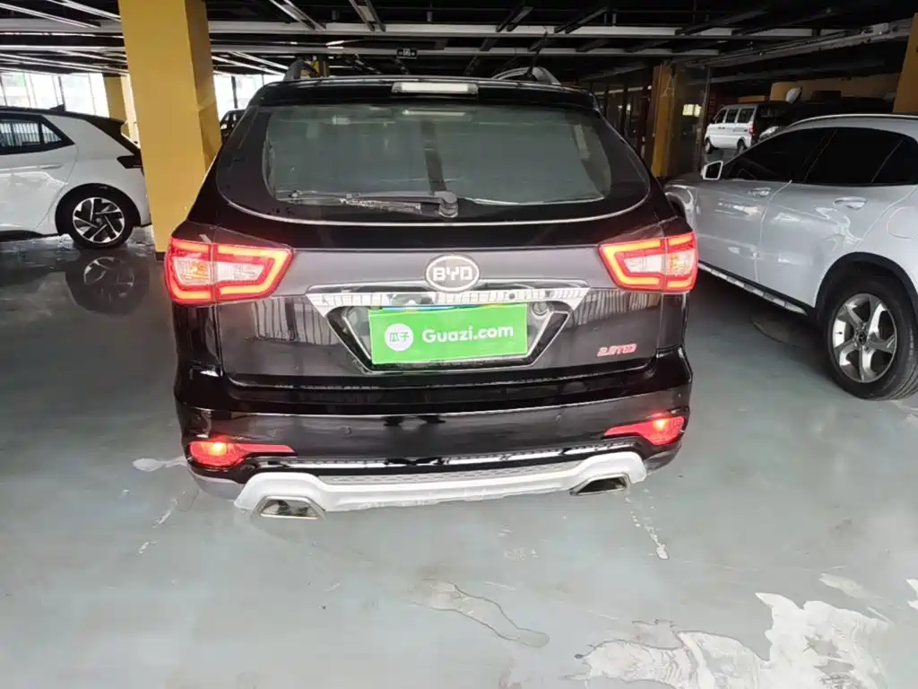 BYD S7 2015 2.0T AT Luxury