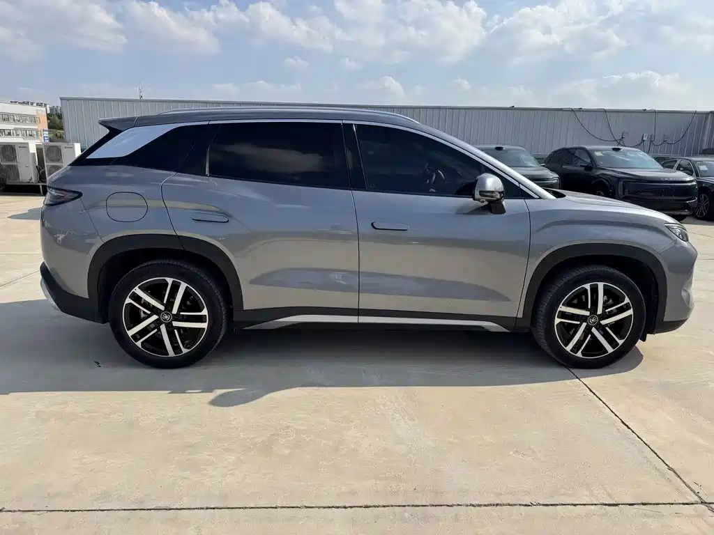 BYD L DM-i — миниатюра 5