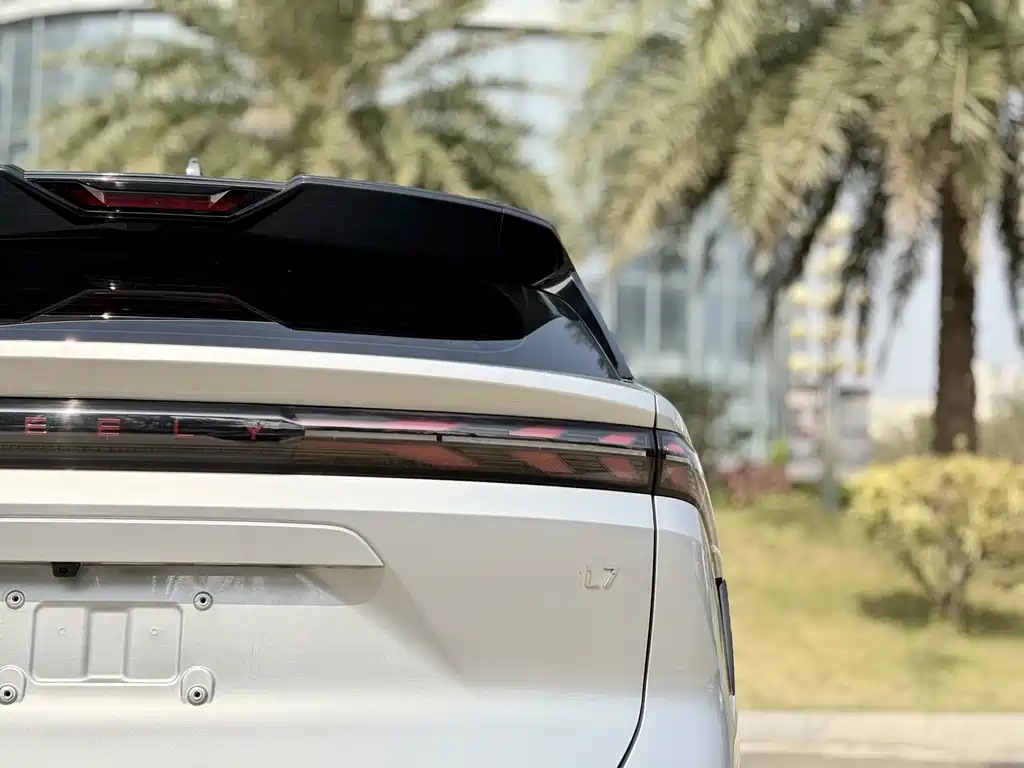 GEELY GALAXY GALAXY L7