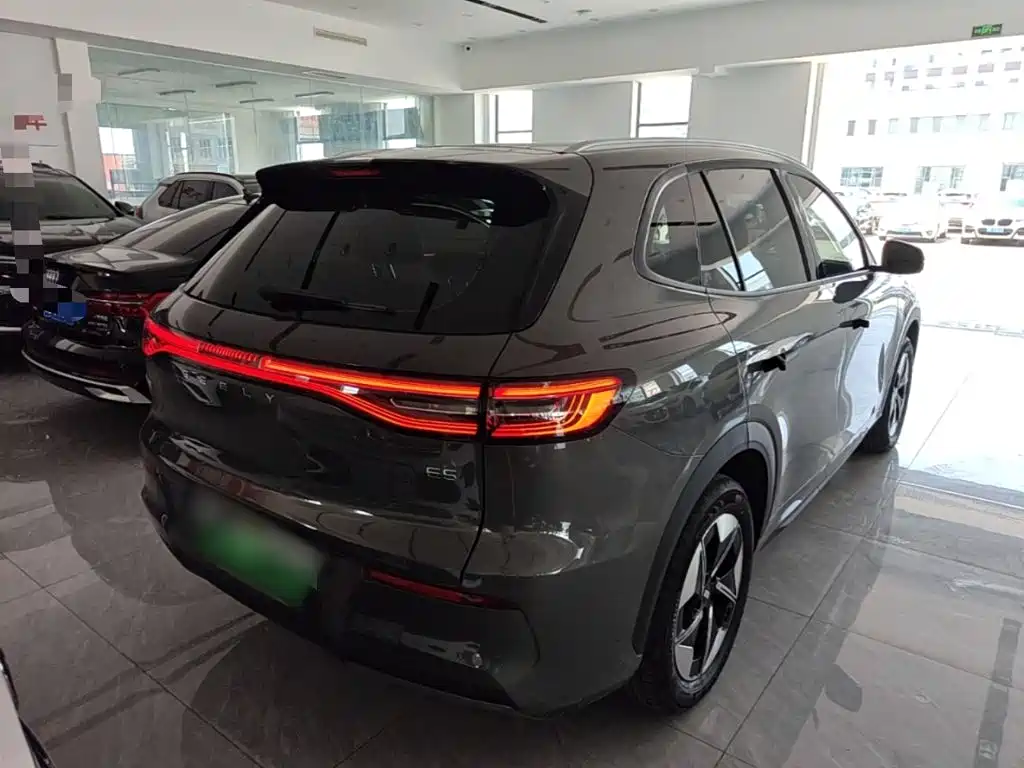 Geely Galaxy Galaxy E5 E5 2026 530km