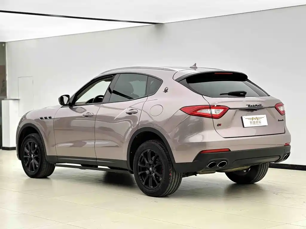 Maserati Levante — миниатюра 3