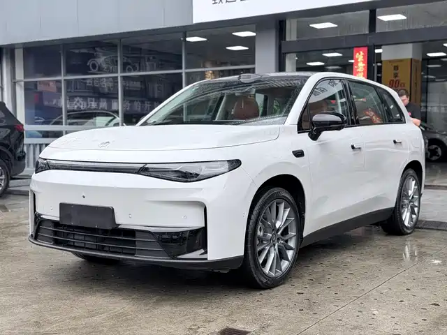 2025 Leapmotor C10