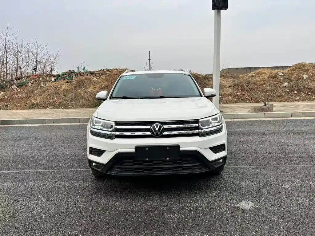 VOLKSWAGEN TUYUE