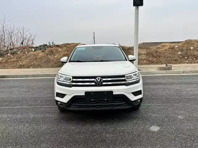VOLKSWAGEN TUYUE