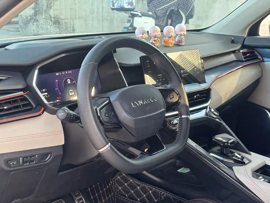 Lynk & Co 06 2020 1.5T Halo
