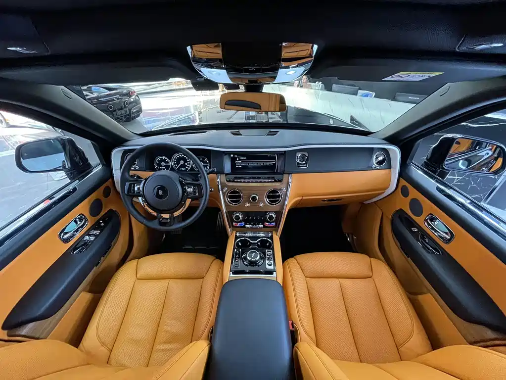 ROLLS-ROYCE CULLINAN