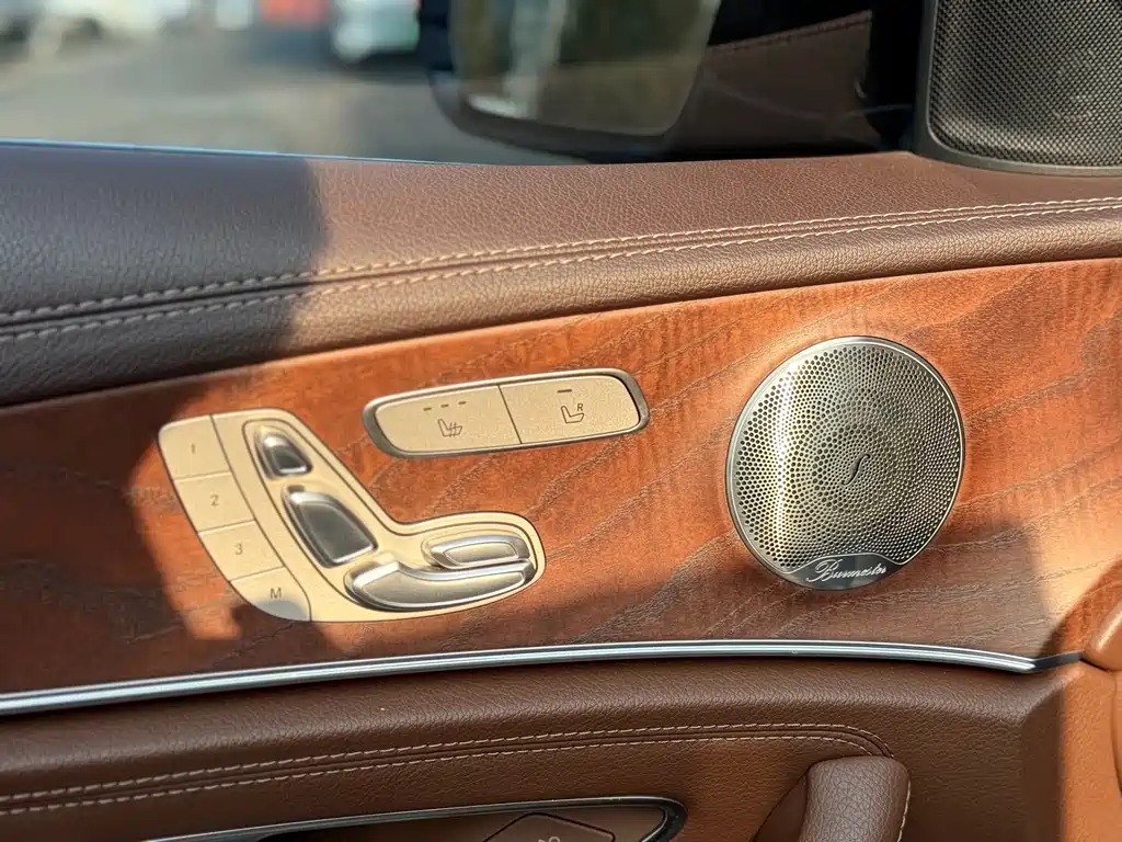 MERCEDES-BENZ E CLASS