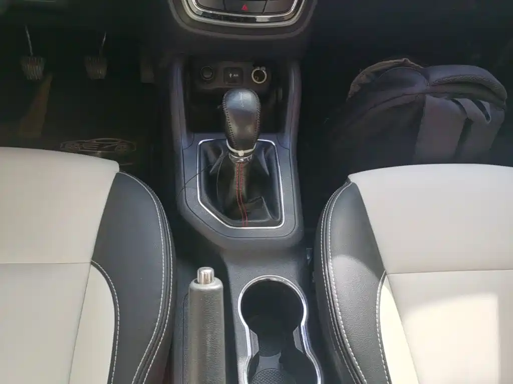 Changan CS35 — миниатюра 14