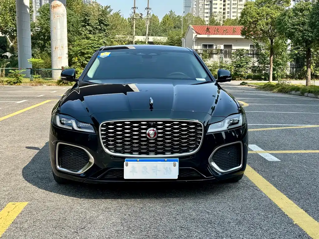 JAGUAR XFL