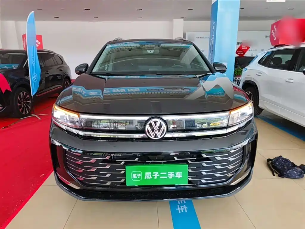 Volkswagen Viloran 2026 450TSI 6 мест
